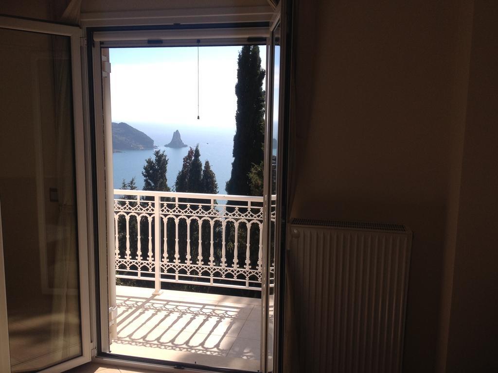 Stella'S Apartments Agios Gordios  Rum bild